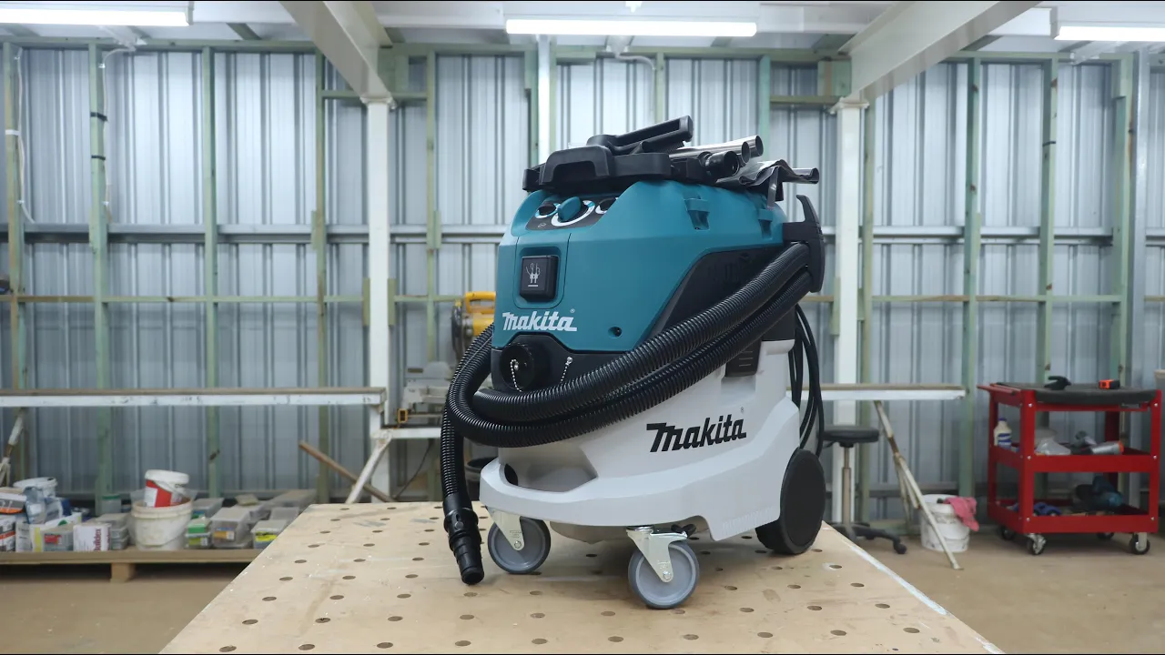 Makita VC4210M Klasse M Dammsugare